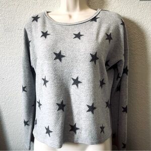 Love Wins Long Sleeve Gray Star Crop Top Size S